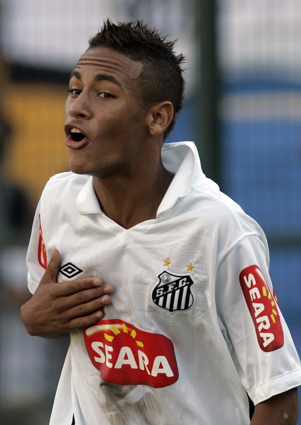 Top 10 Neymar Hairstyle - Sporteology  Sporteology