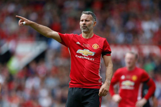 Ryan Giggs holds the EPL record of most appearances
